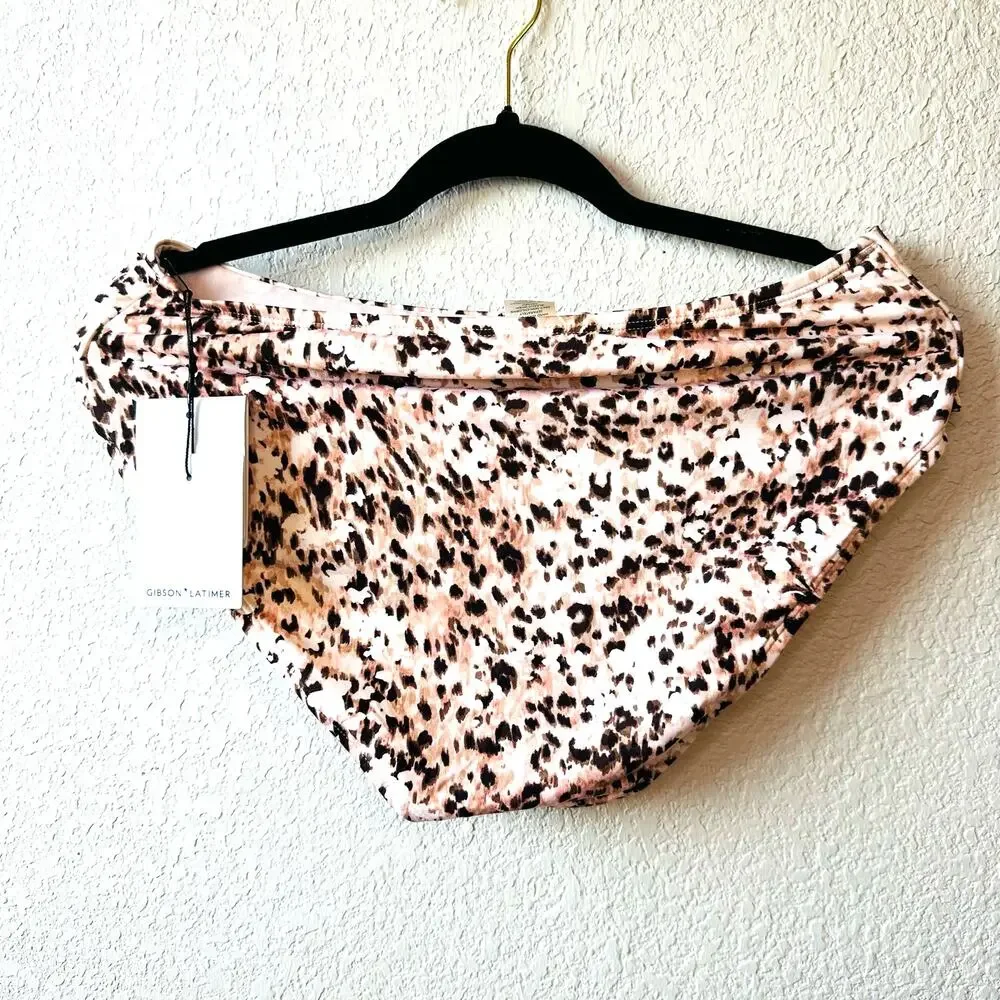 Gibson Latimer 2 Piece Swim suite Medium - Picture 4 of 5